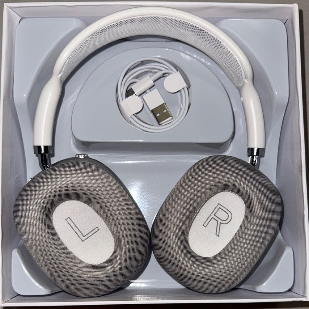 Airpod Max Silver with White Headband